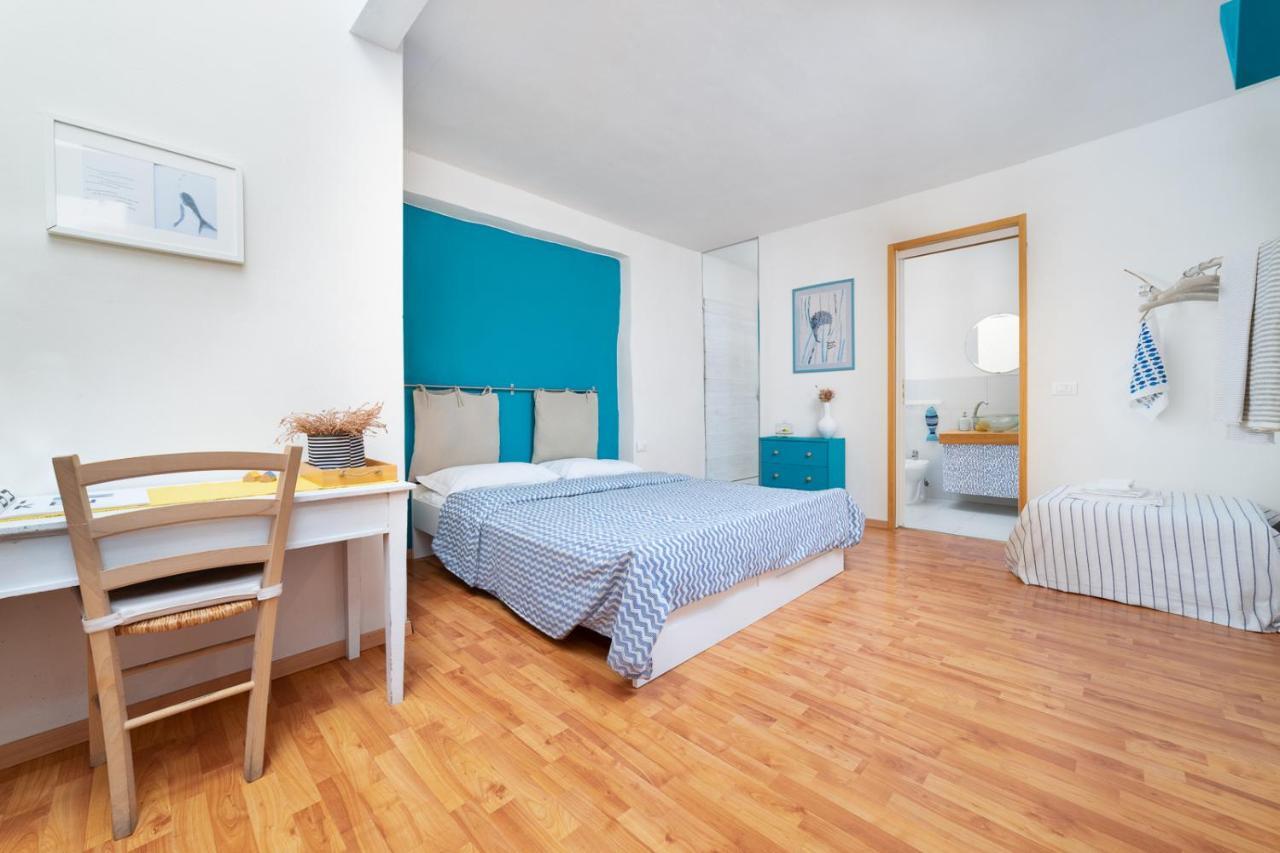 Bed And Book Giusino Bed and Breakfast Palermo Buitenkant foto